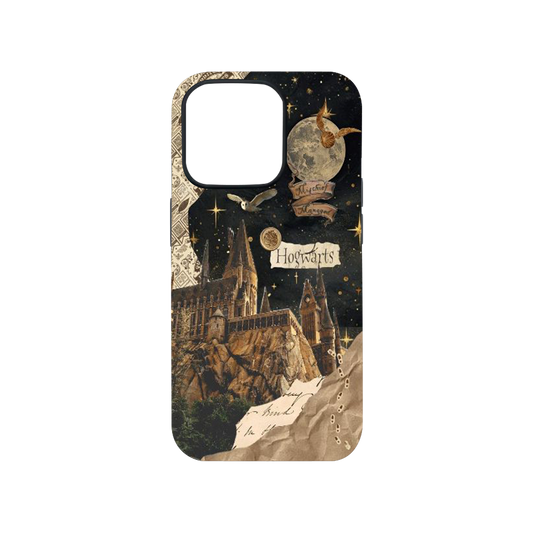 Hogwarts Castle Night Phone Case.